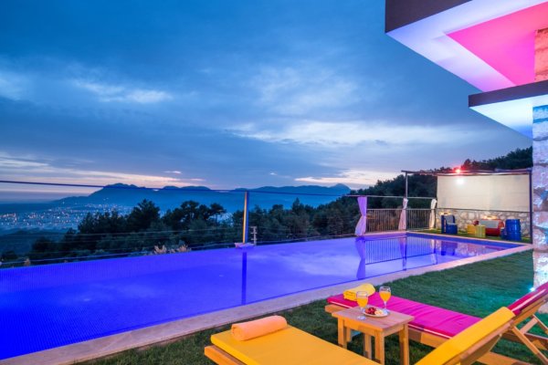 Villa Amaris | Kalkan İslamlar Balayı Villası