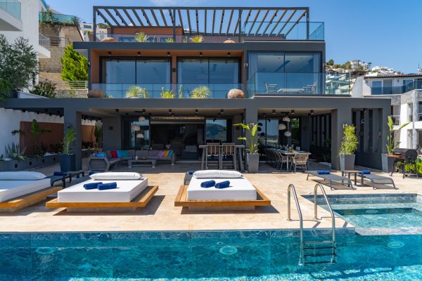 Villa Busem | Kalkan'da 12 Kişilik Lüks Deniz Manzaralı Villa