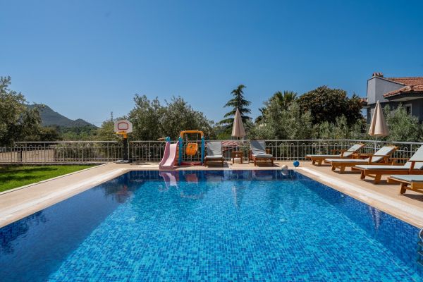 Villa Ceyhan | Fethiye Ovacık’ta 8 Kişilik Lüks Kiralık Villa