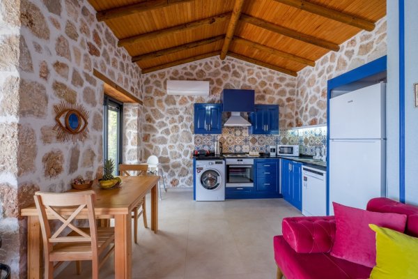 Villa Dream 3 | Kalkan Üzümlü'de Deniz Manzaralı & Korunaklı Balayı Villası