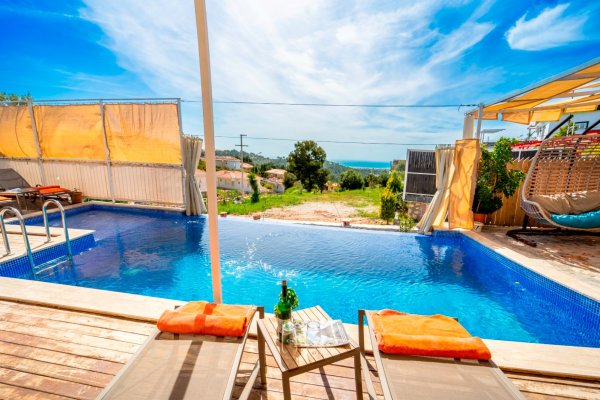 Villa Fresia Patara | Patara Kalkan Korunaklı Jakuzili Villa