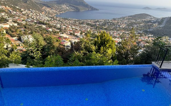 Villa Hümayun 2 | Kalkan Akbel'de Çocuk Havuzlu & Korunaklı Lüks Villa