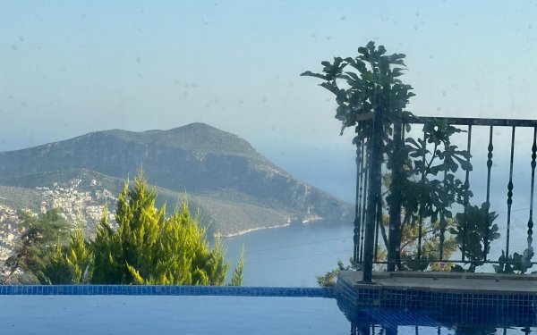 Villa Hümayun 2 | Kalkan Akbel'de Çocuk Havuzlu & Korunaklı Lüks Villa