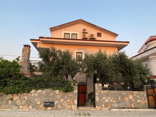 Villa İsabella