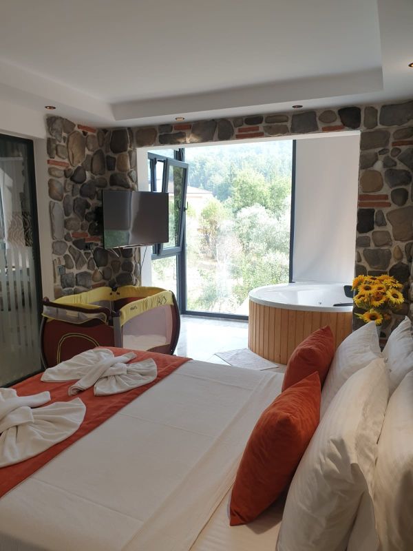 Villa Kaan | Fethiye'de Jakuzili, Lüks Tatil Villası