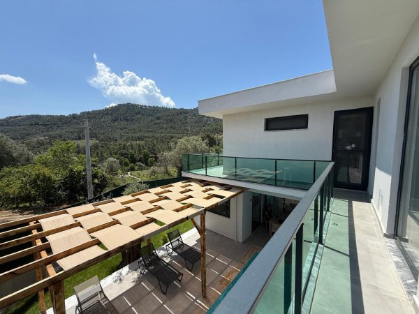 Villa Lacus | Fethiye Yakacık'ta Korunaklı 4 Odalı Villa