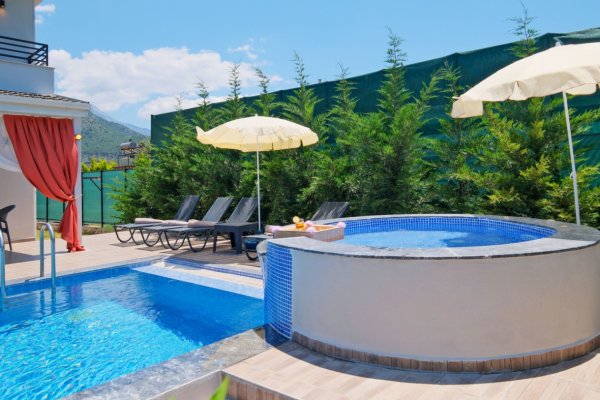 Villa Larina | Fethiye Kayaköy'de 4 Odalı 8 Kişilik Lüks Villa