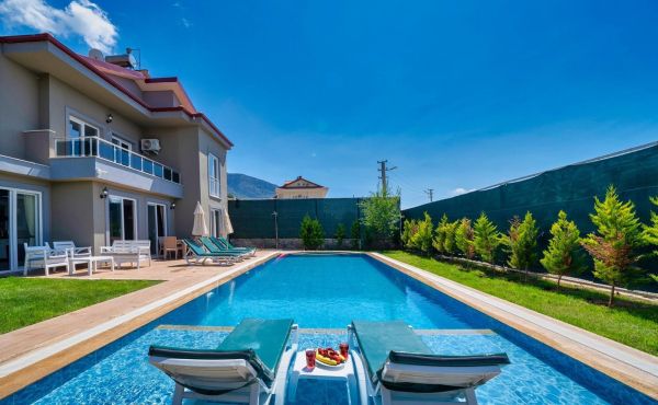Villa Salsa 1