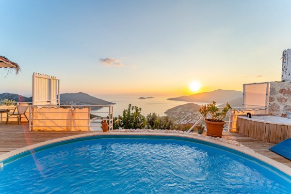 Villa Pavina Tiny | Kalkan Kördere Deniz Manzaralı Balayı Villası