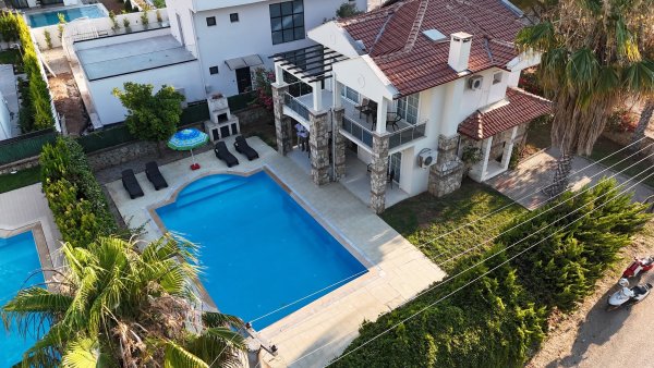 Villa Poetica | Hisarönü'nde Doğa Manzaralı Kiralık Yazlık