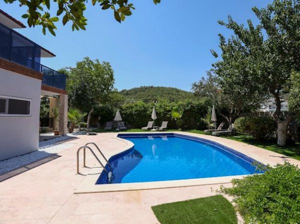 Villa Seyran | Ölüdeniz'de Bahçeli & Evcil Hayvan Dostu Villa