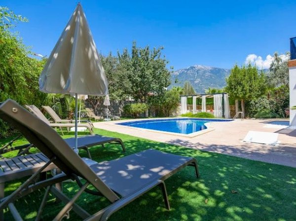 Villa Seyran | Ölüdeniz'de Bahçeli & Evcil Hayvan Dostu Villa