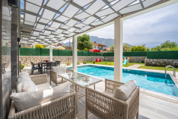 Villa Solina | Fethiye Ovacık'ta Çift Jakuzili Korunaklı Villa