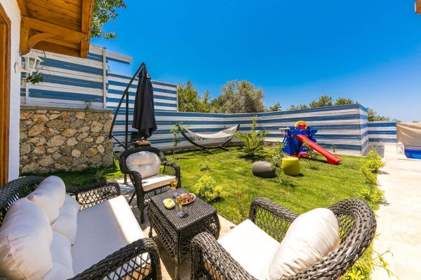 Villa Sundown 2 | Kalkan’da Jakuzili  Balayı Villası