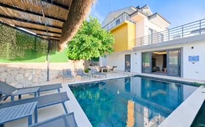 Villa Folena | Jakuzili & Manzaralı Fethiye Ovacık'ta Kiralık Villa