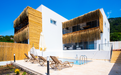 Villa Ladyora 1 | Faralya'da 3 Odalı Deniz Manzaralı Lüks Villa