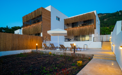 Villa Ladyora 2 | Faralya'da 3 Odalı & Deniz Manzaralı Lüks Villa