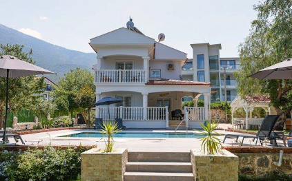 Villa Miran | Fethiye Ovacık'ta 4 Odalı 8 Kişilik Lüks Tatil Villası