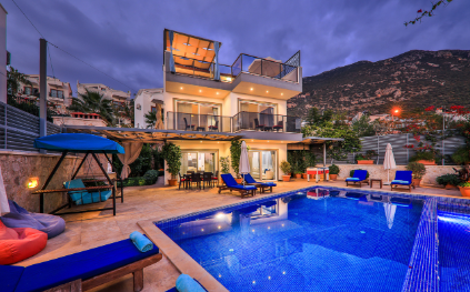 Villa Semora | Kalkan Merkez'de Evcil Hayvan Dostu & Jakuzili Villa
